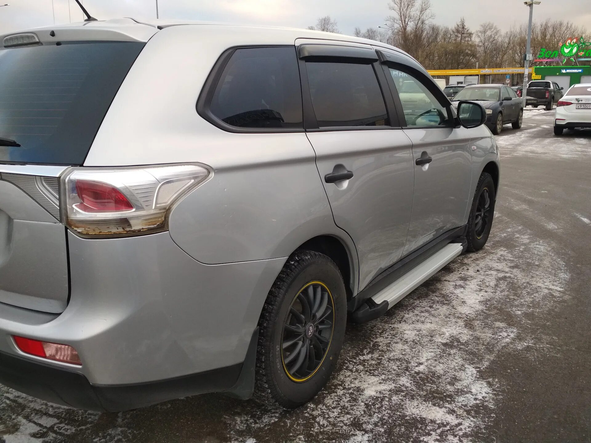 Пороги аутлендер 3. Пороги Mitsubishi Outlander 2014. Пороги Mitsubishi Outlander 3. Пороги на Мицубиси Аутлендер 3. Пороги Митсубиси Аутлендер 2020.