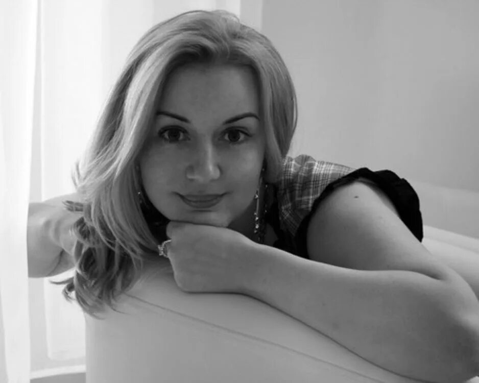 Знакомство женщин 25 35 москва. Свободные женщины за 40. Женщины от 40 до 50. Обычная девушка. Знакомство женщин 25 35 москва.