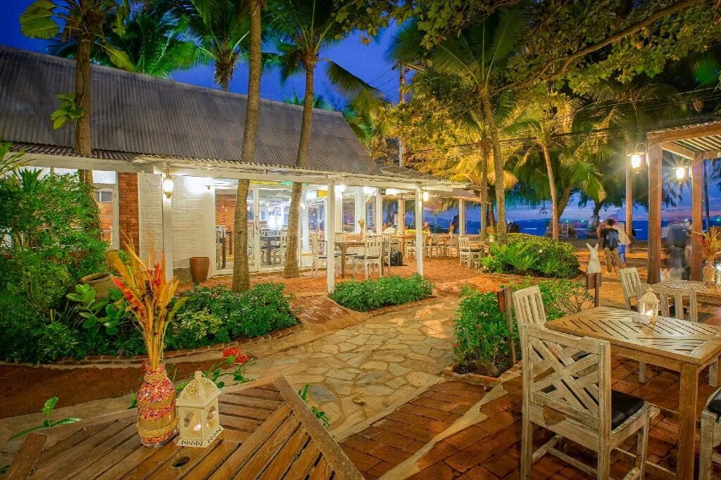 White rabbit hotel pattaya. Уайт рэббит паттайя. Таиланд паттайя рэббит резорт. Rabbit resort. Раббит ресорт паттайя.