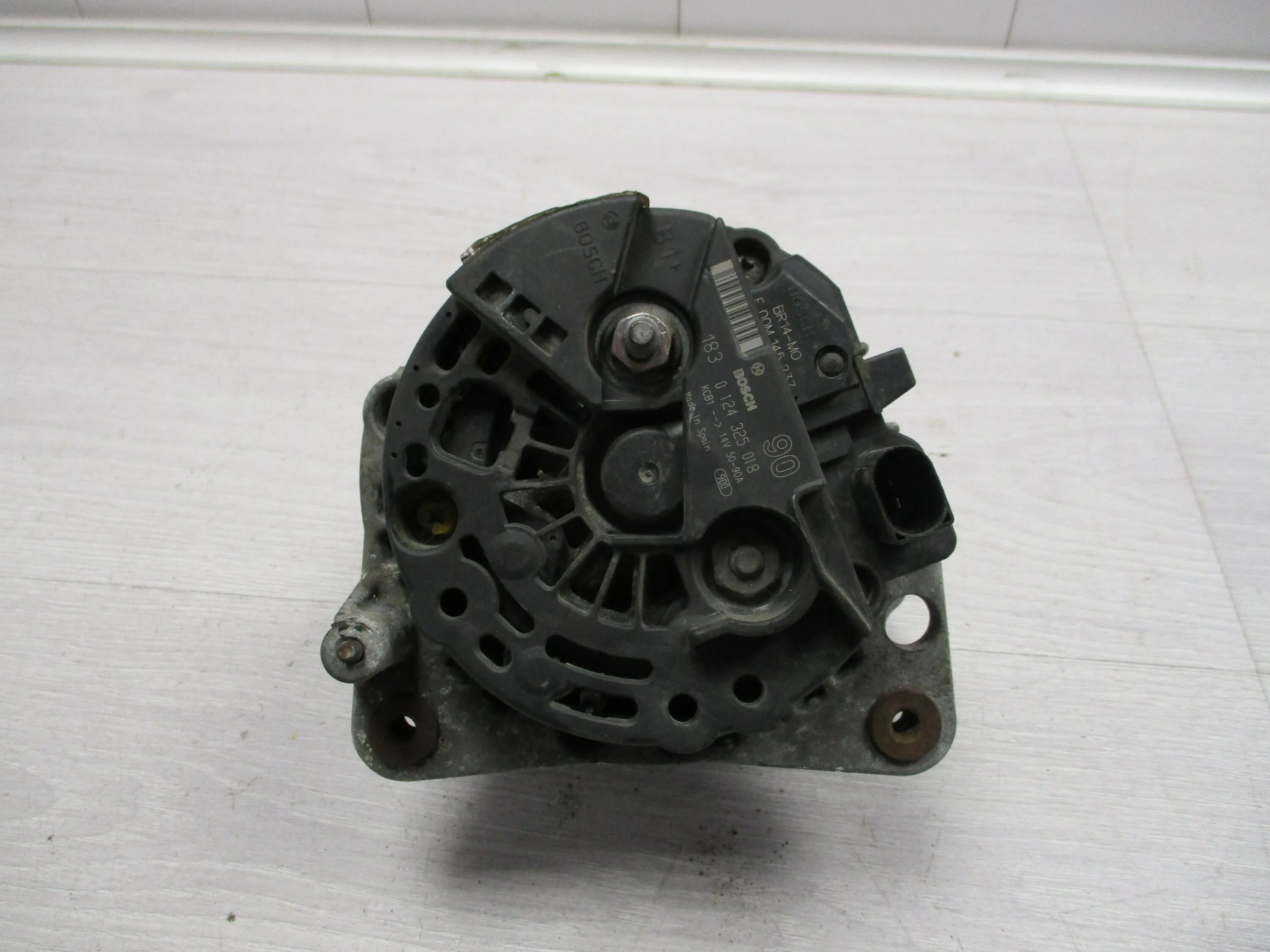 Генератор камаз евро 4. Cummins isbe е4, 6isbe. 4 0 124. 4 0 124. Vag 028 903 320 c ремкомплект генератора.