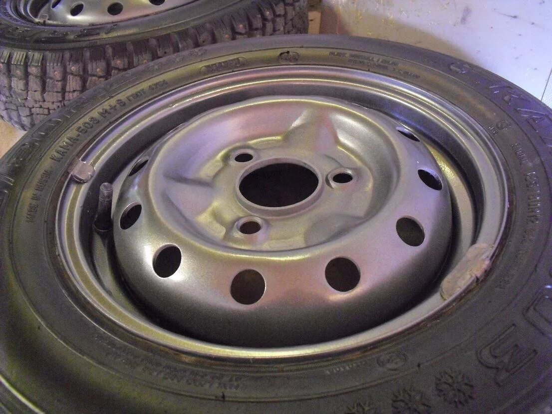 с резьбой + r13m ножка м10 регулир. диски дэу матиз r13. опора регулируемая для металлического стеллажа 25x25x25 мм км стм. R13 шины низкопрофильные ваз. р13 штампы кварц.