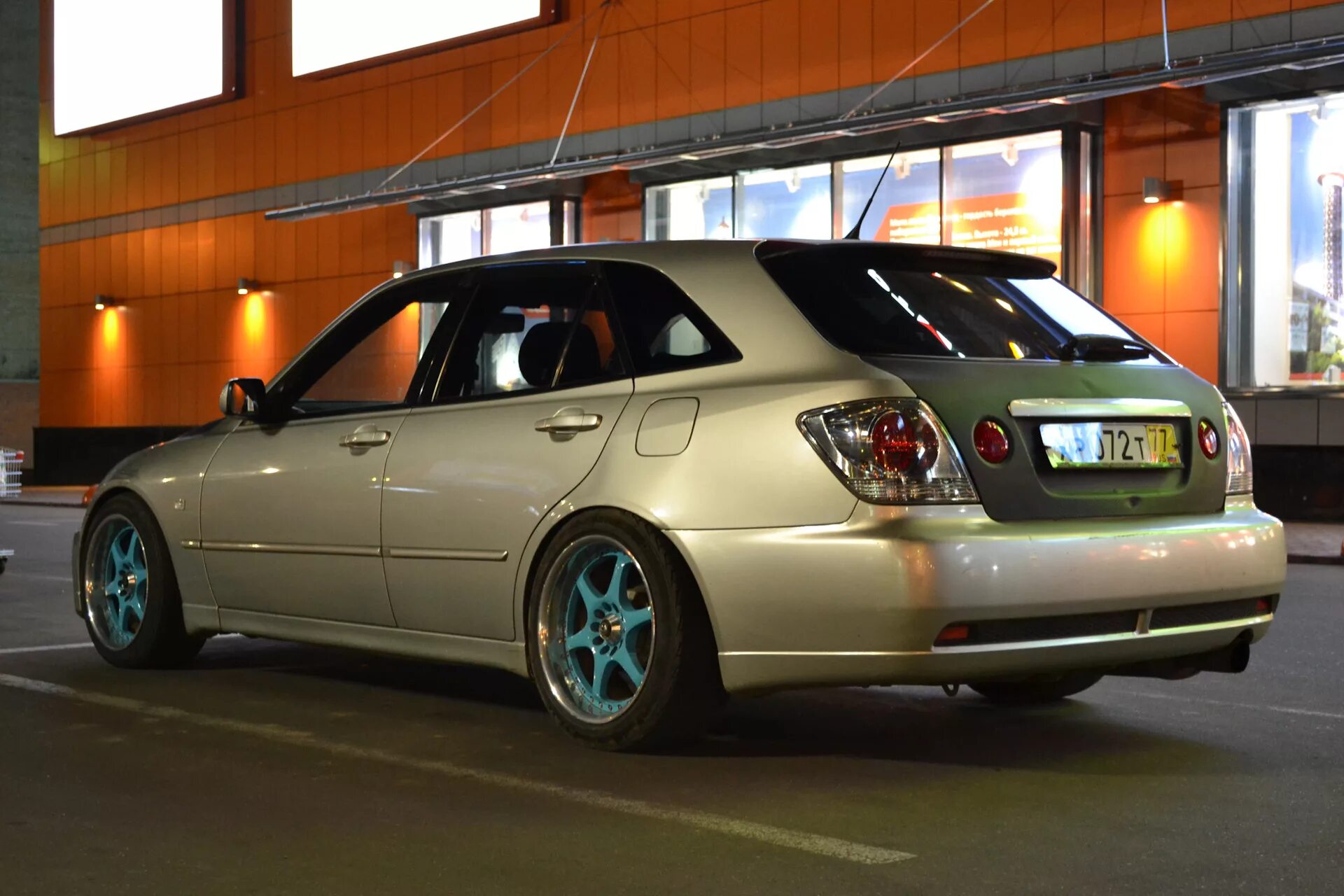 Toyota Altezza Gita. Toyota Altezza универсал. Toyota Altezza Wagon. Toyota Altezza хэтчбек.