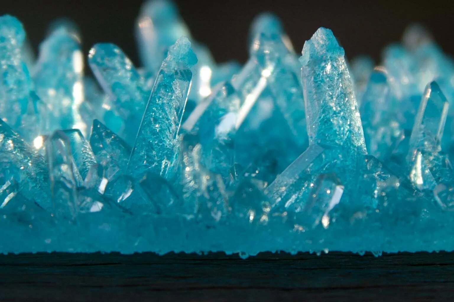 Кристаллы. Бирюзовый Кристалл. Ледяные Кристаллы. Синий Кристалл. Кристаллическая синь