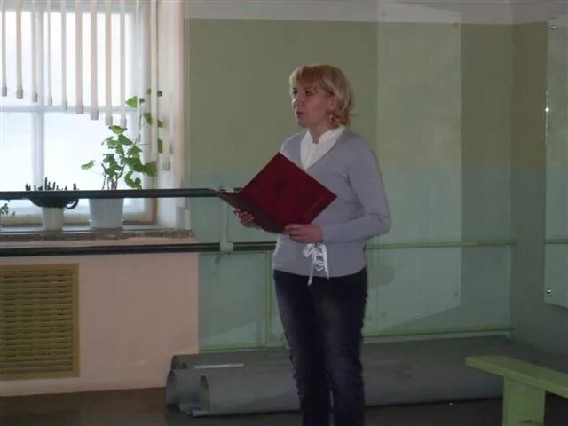 Дом учителя березники фото. Дом учителя учителя березники. Учителя березников. Музыкальная школа усолье пермский край. Учителя березников.