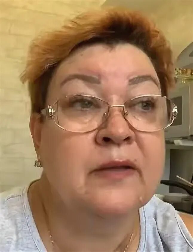Мама отличника новый год 2023. Мама отличника последнее. Мама отличника. Мама отличника новый год 2023. Прическа отличника.