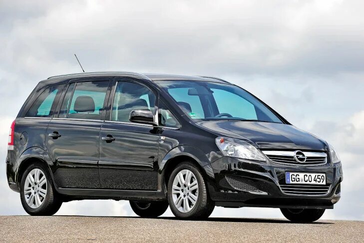 Опель Зафира 1. Опель Зафира 3 поколение. Opel Zafira b. Опель Зафира минивэн 2021. Авито опель зафира б