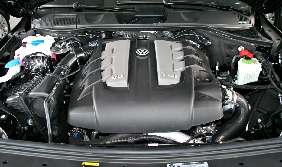 Volkswagen touareg моторы. Мотор Туарег 3.0 дизель. Touareg NF 4.2 мотор. Туарег NF 3.0 дизель двигатель. Двигатель Touareg NF 3.6.