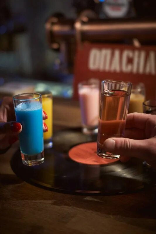 Рюмочная ставников. Маленький бар. Ставников екатеринбург. Рюмочная ставников екатеринбург меню. Ставников бар.