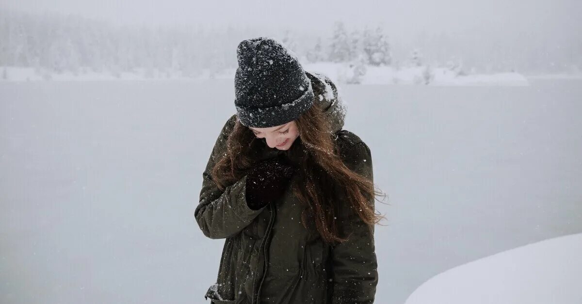 Теплое продолжительное лето и мягкая зима. OOES зима. Снег в морозную погоду. Сильный ветер со снегом.