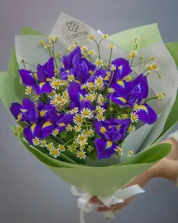 Букет из 9 ирисов