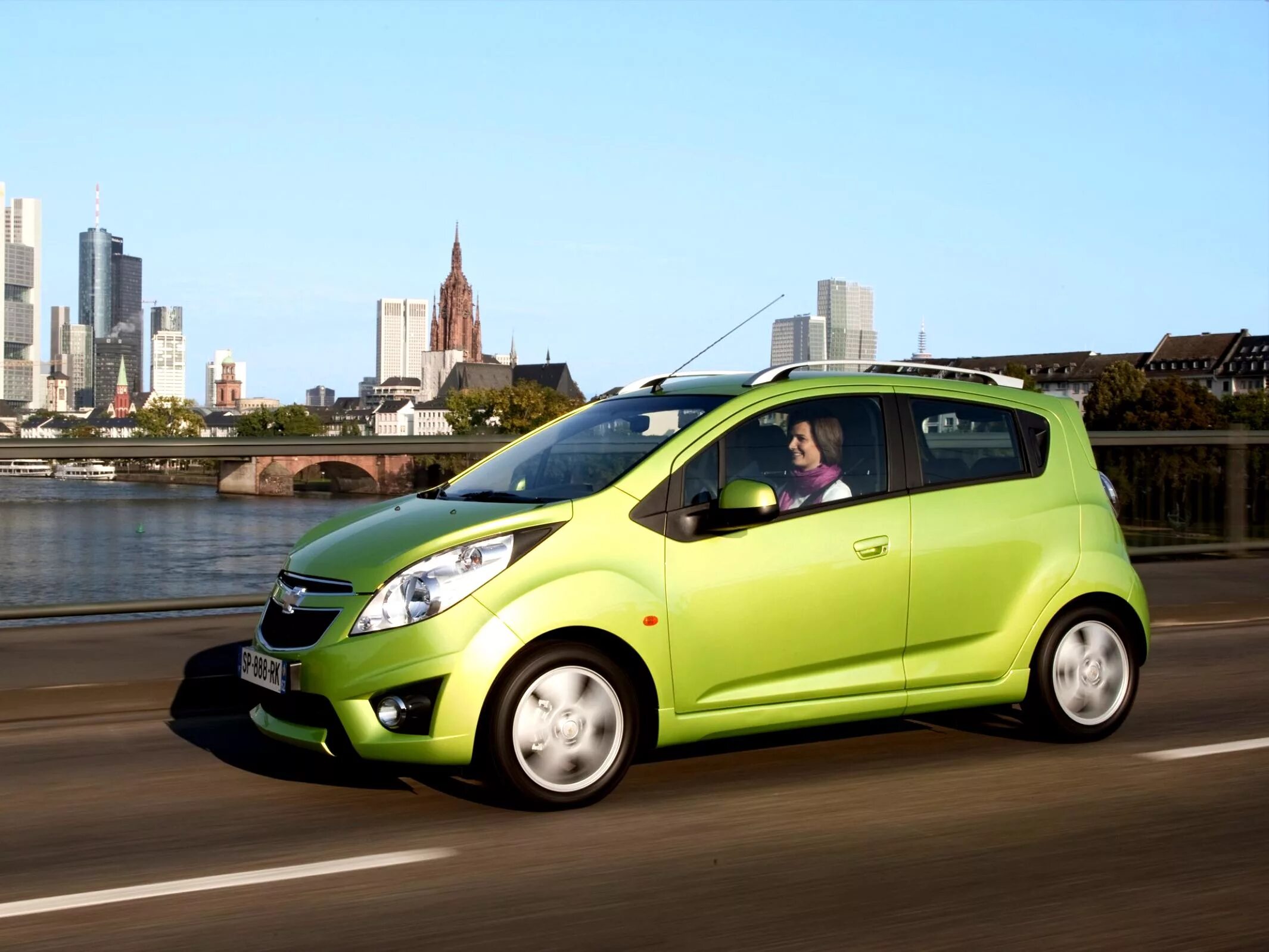 Купить шевроле м. Chevrolet Spark m300. Chevrolet Spark 3 поколение. Chevrolet Spark 2011. Chevrolet Spark 2013.