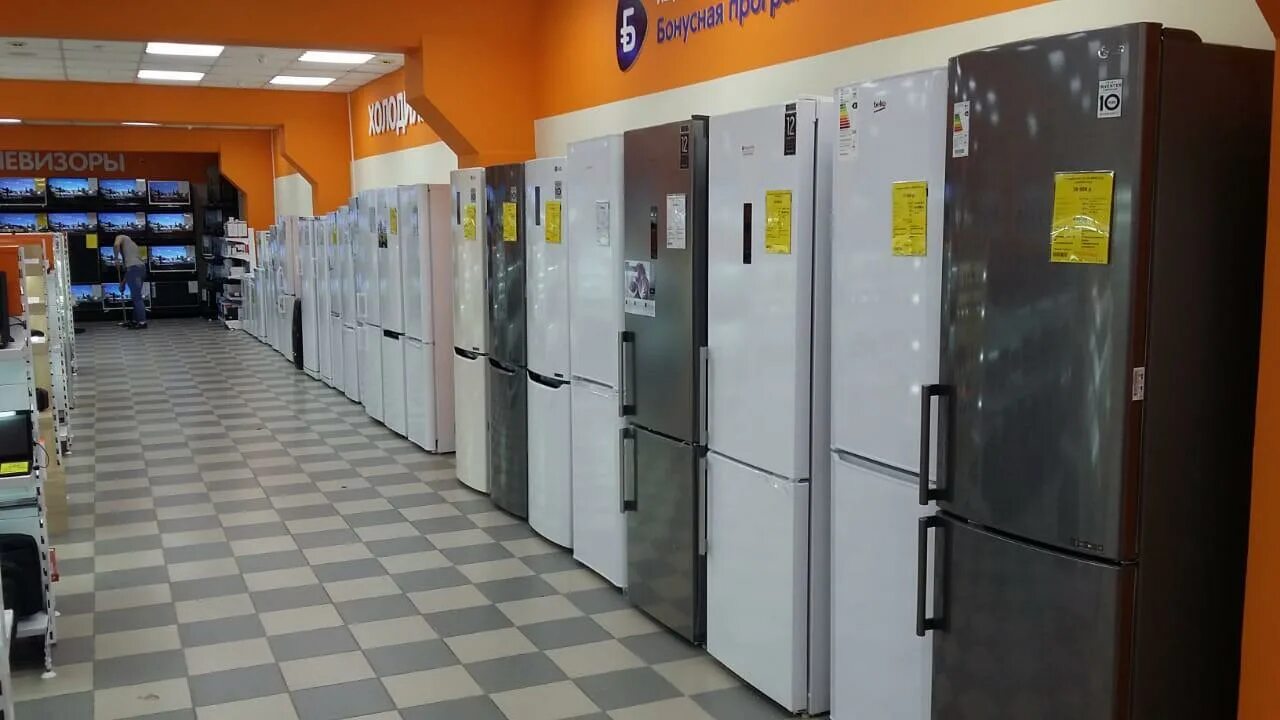 Днс киев. Магазин днс гороховец. Цена в магазине днс телевизоры гороховец. Магазин днс гороховец. Днс тамбов советская 20.