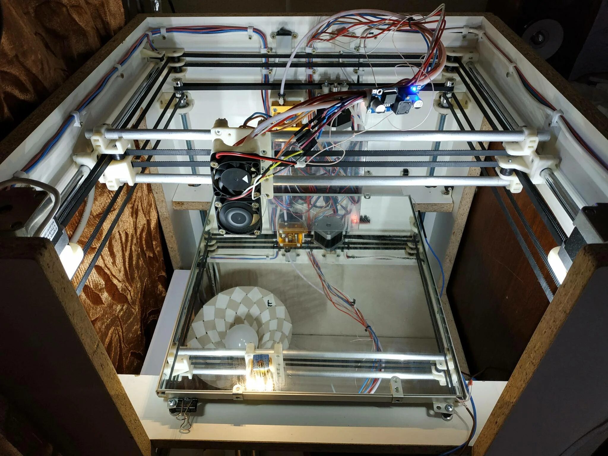 Как запустить 3д принтер. Самодельный 3d принтер 400x400. 3d printer v tashkente. 3d принтер из струйника &#039;. самодельный 3 в принтер.
