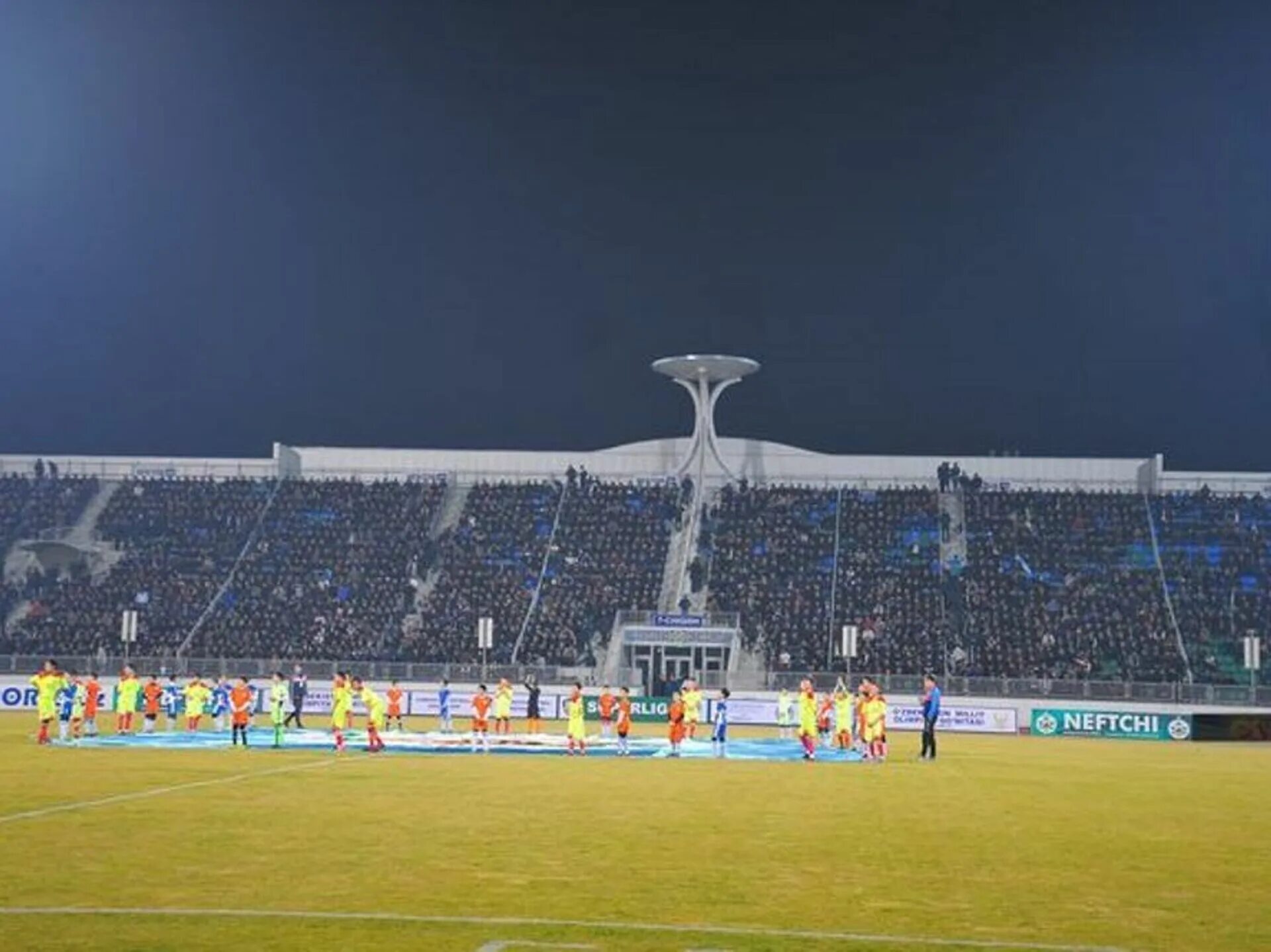 Стадион уз хабарлари. Стадион Истиклол Фергана. Стадион в Фергане. Стадион Stadion Istiqlol (Farg'ona (Fergana)). Нефтчи стадион стадион Фергана.