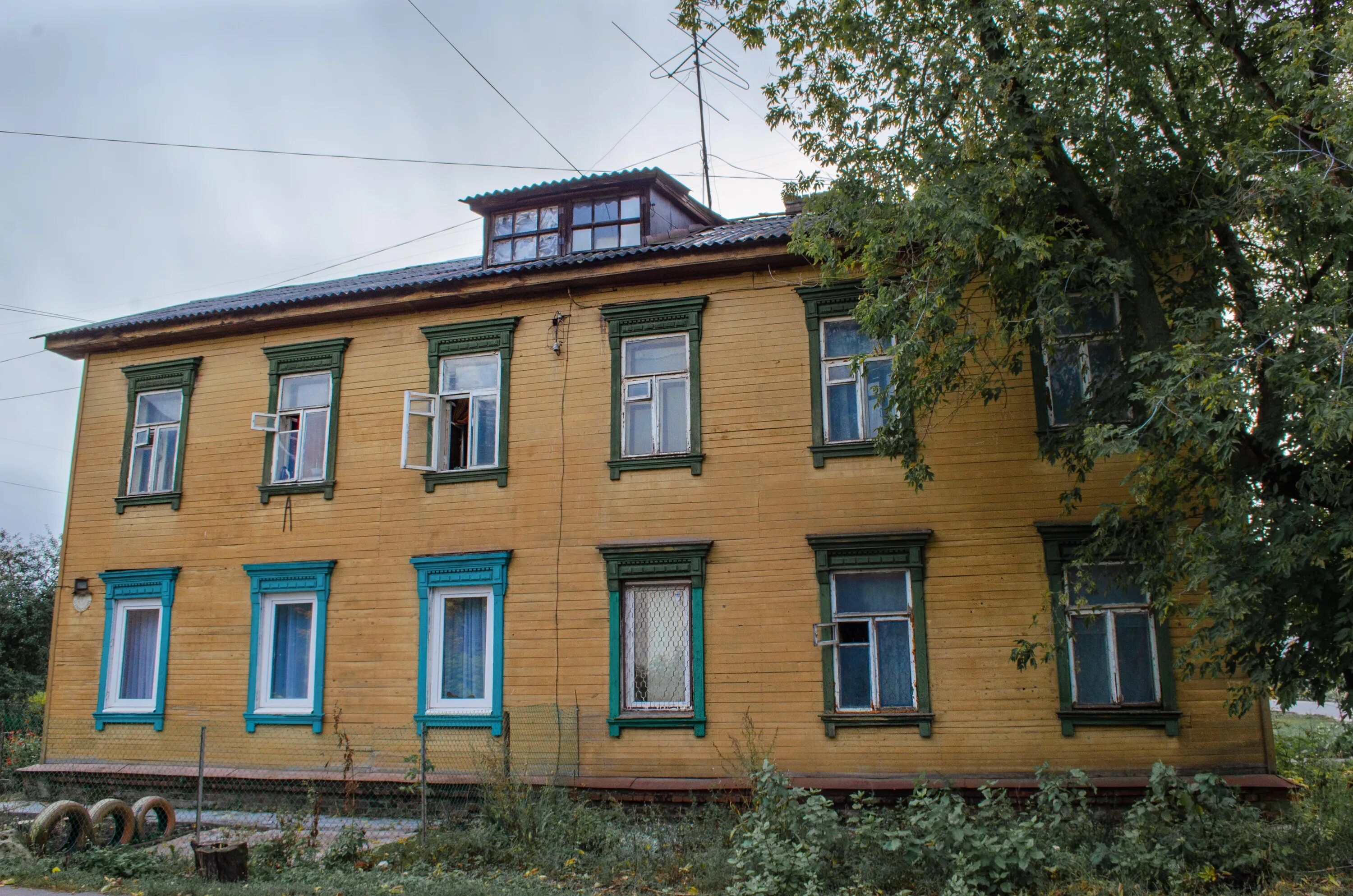Магазин республика ачинск. Профсоюзная 7 ачинск. Магазин сибирь колесо. Профсоюзная 7 ачинск. Сибирь колесо ачинск.