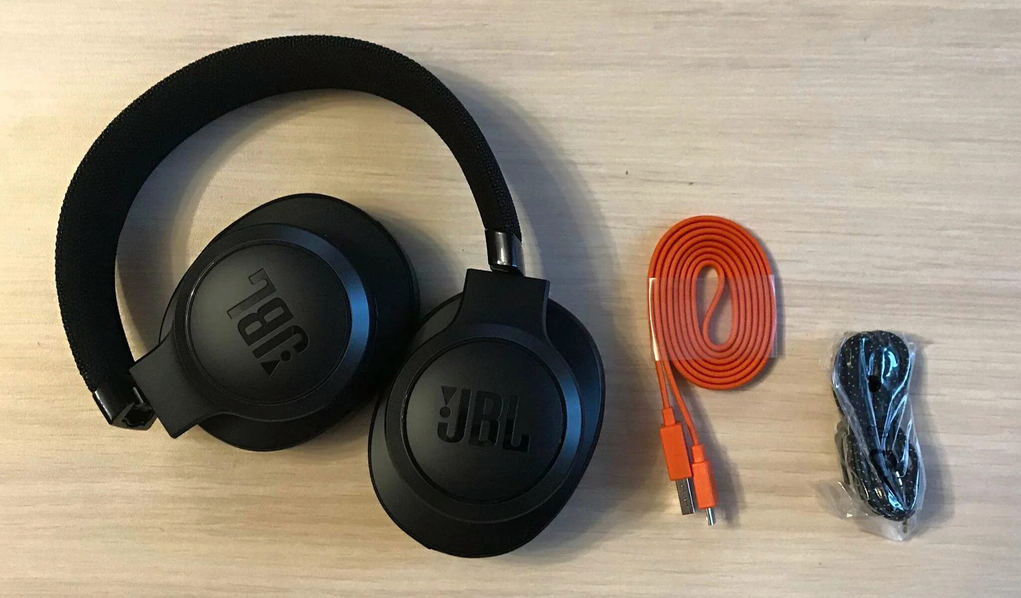 Наушники JBL Live 500bt. Наушники JBL Live 500bt кнопки. JBL Live 500bt Black. Беспроводные наушники JBL Tune 710bt. Tune 710 bt