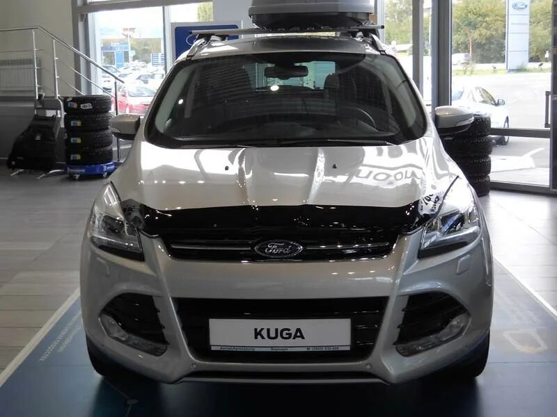 Дефлектора форд куга. Дефлектор капота Ford Kuga 2. Дефлекторы Ford Kuga 2008-2012. Мухобойка Ford Kuga 2013. Мухобойка Форд Куга 2.