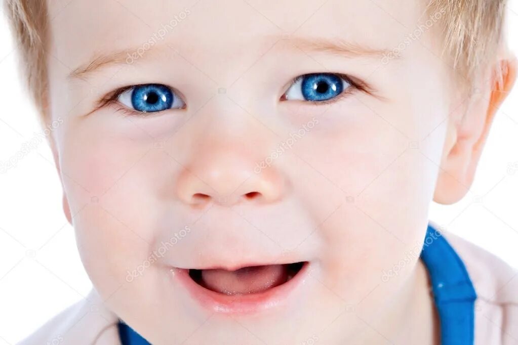 Глаза мальчика. Фото глаза мальчика. Красивые голубоглазые мальчики 3 лет фото. Глаза мальчика картинка для детей.