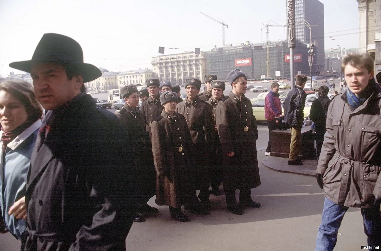 Зона перестройки. Москва 1990 год. Манежная площадь 1990. 1992-1993 Год Москва. Москва 1992 год.