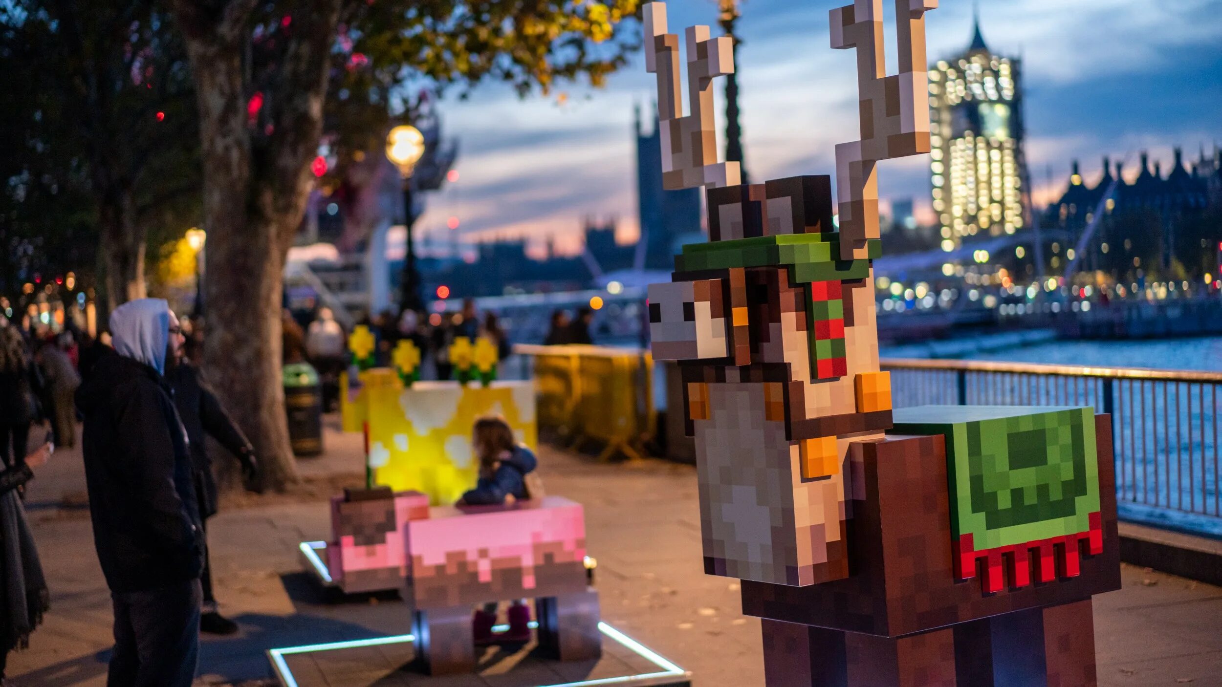 Мобы майнкрафт 1. Майнкрафт земля мобы. Майнкрафт мобы. Мобы майнкрафт 1. Майнкрафт земля курица.