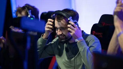 Game tournaments dota