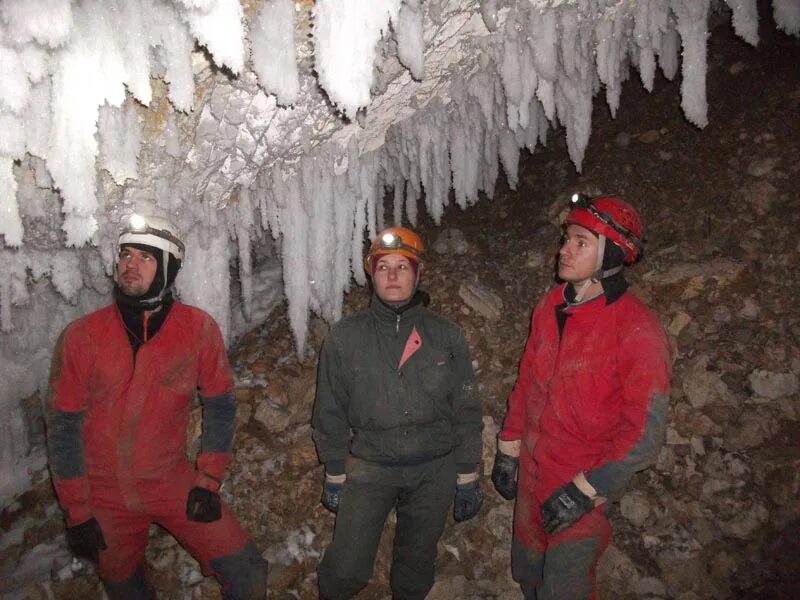 грот для сомиков в аквариум. гроты для рыб из сантехнических труб. водопровод петергофа. грот для сомиков.