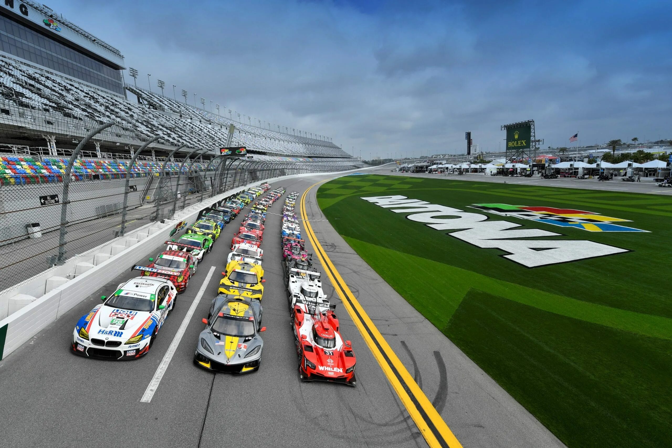Гоночная победа. Daytona international speedway. 2015 24 hours of daytona. Дайтона 24. Daytona 24.