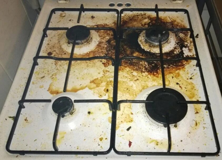 Чем чистить газовую плиту. Грязная плита. Грязная кухонная плита. Грязная варочная панель. Пригоревшая плита.