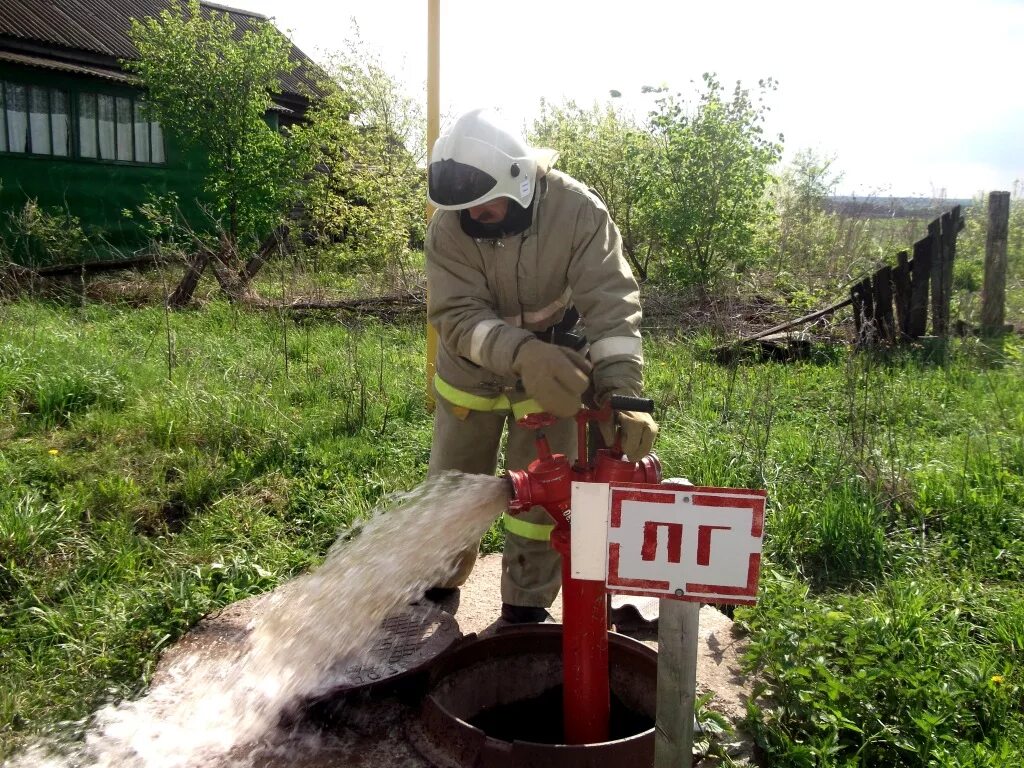 Устройство противопожарных водопроводов. Наружный противопожарный гидрант. Противопожарное водоснабжение. Источники наружного противопожарного водоснабжения. Пожарный гидрант наружного противопожарного водопровода.