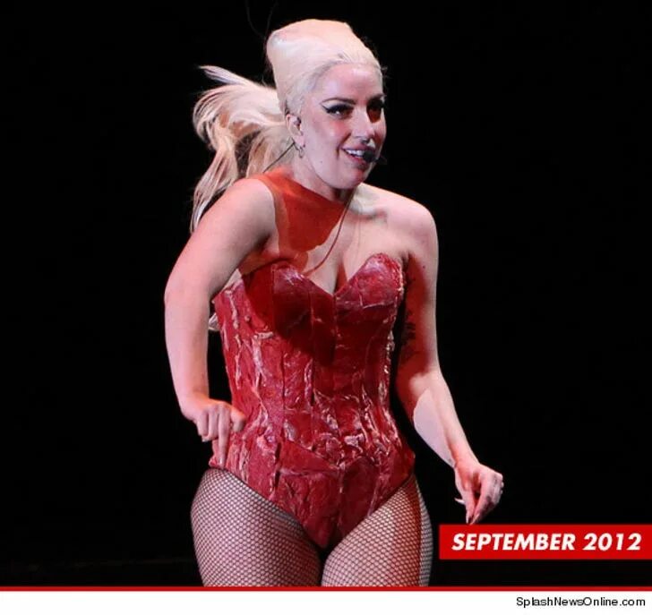 Lady gaga 2022. Леди гага в шляпе. Леди гага disease. Леди гага disease. Леди гага 2023.