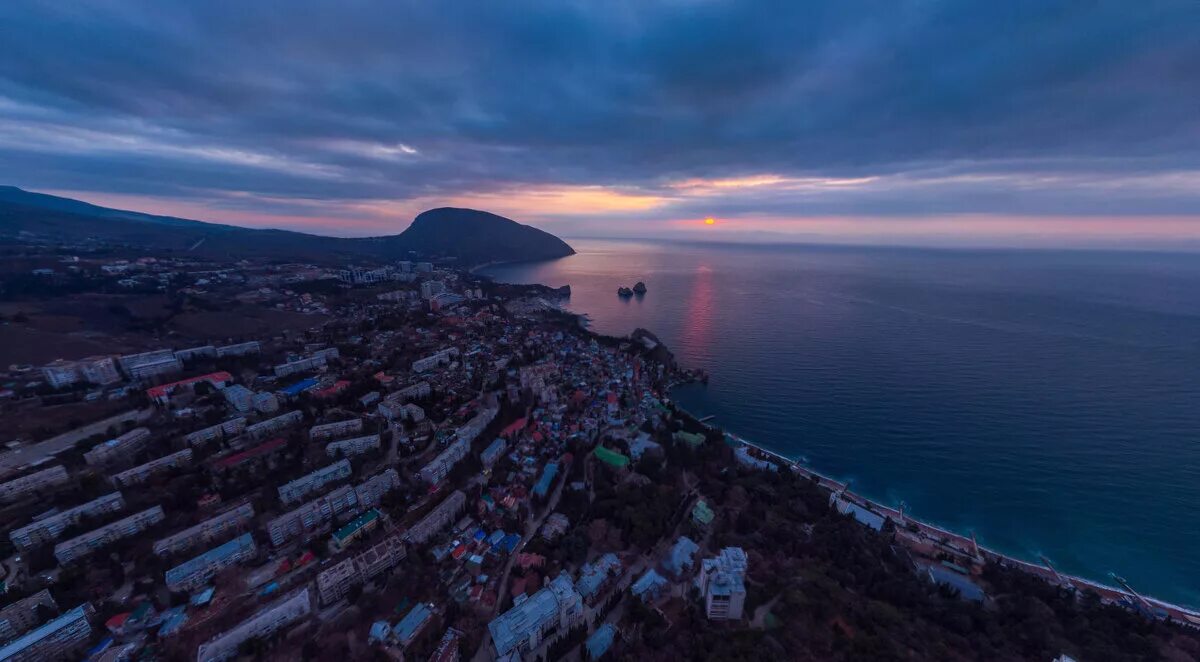 гурзуф зимой 2021. гурзуф ноябрь 2023 год. рассвет в гурзуфе. гурзуф крым 2020. гурзуф ноябрь 2023 год.