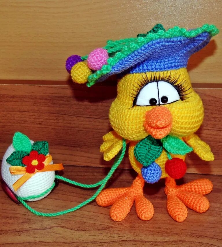 кактусенка крючком елена белова. вязаный шмелик елены беловой. работы елены беловой. цыпленок ягодка елена белова мастер класс. игрушки елены беловой крючком.