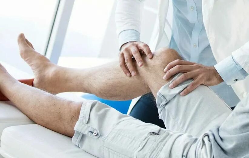 Лечение коленных суставов врач. Физиотерапия коленного сустава. Боль в спине травматолог. Реактивный артрит фото. Kinetoterapie.