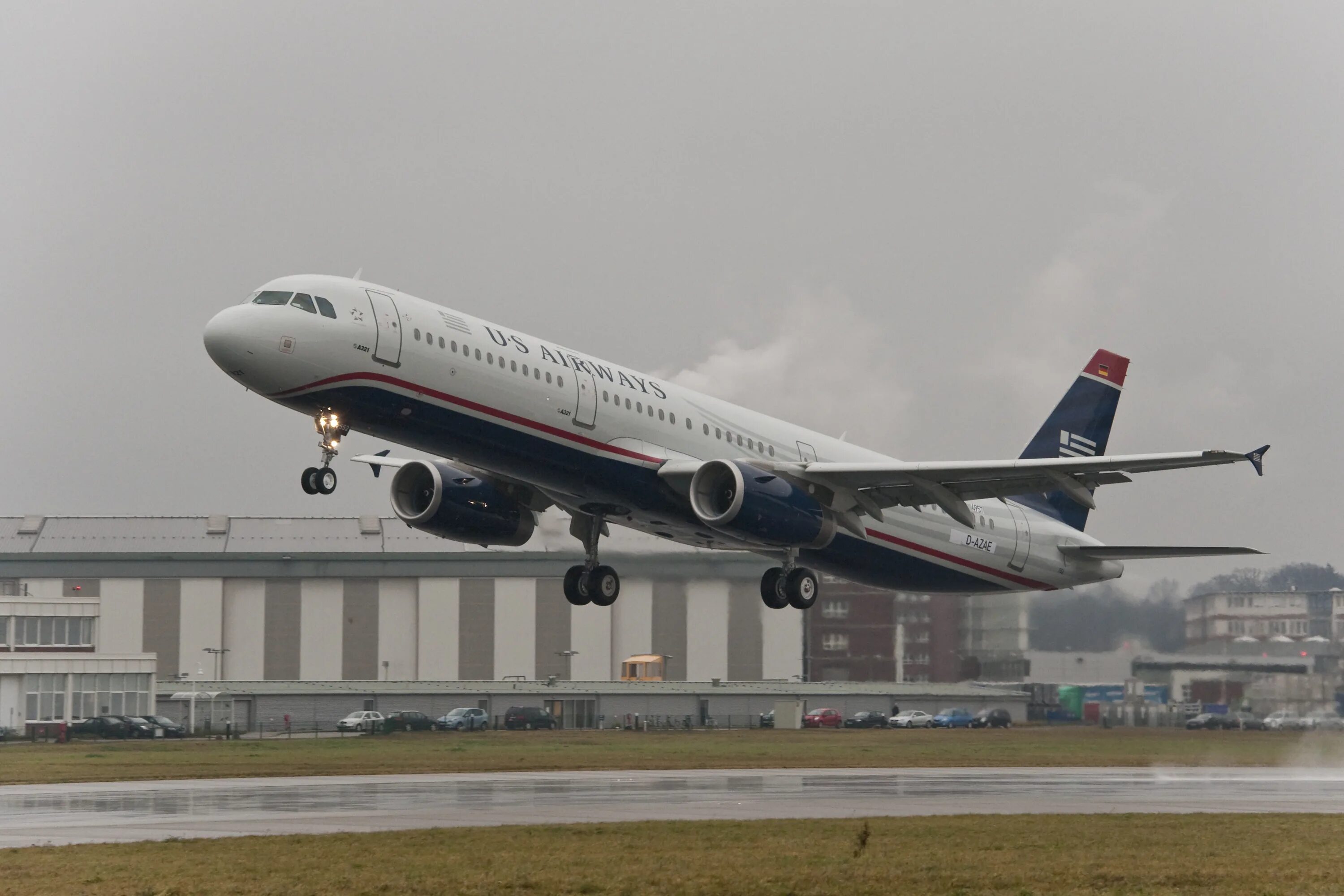 Us airways. Авиакомпания us Airways. Us Airways a321. Airbus a321 American Airlines. Airbus a320-200 British Airways.