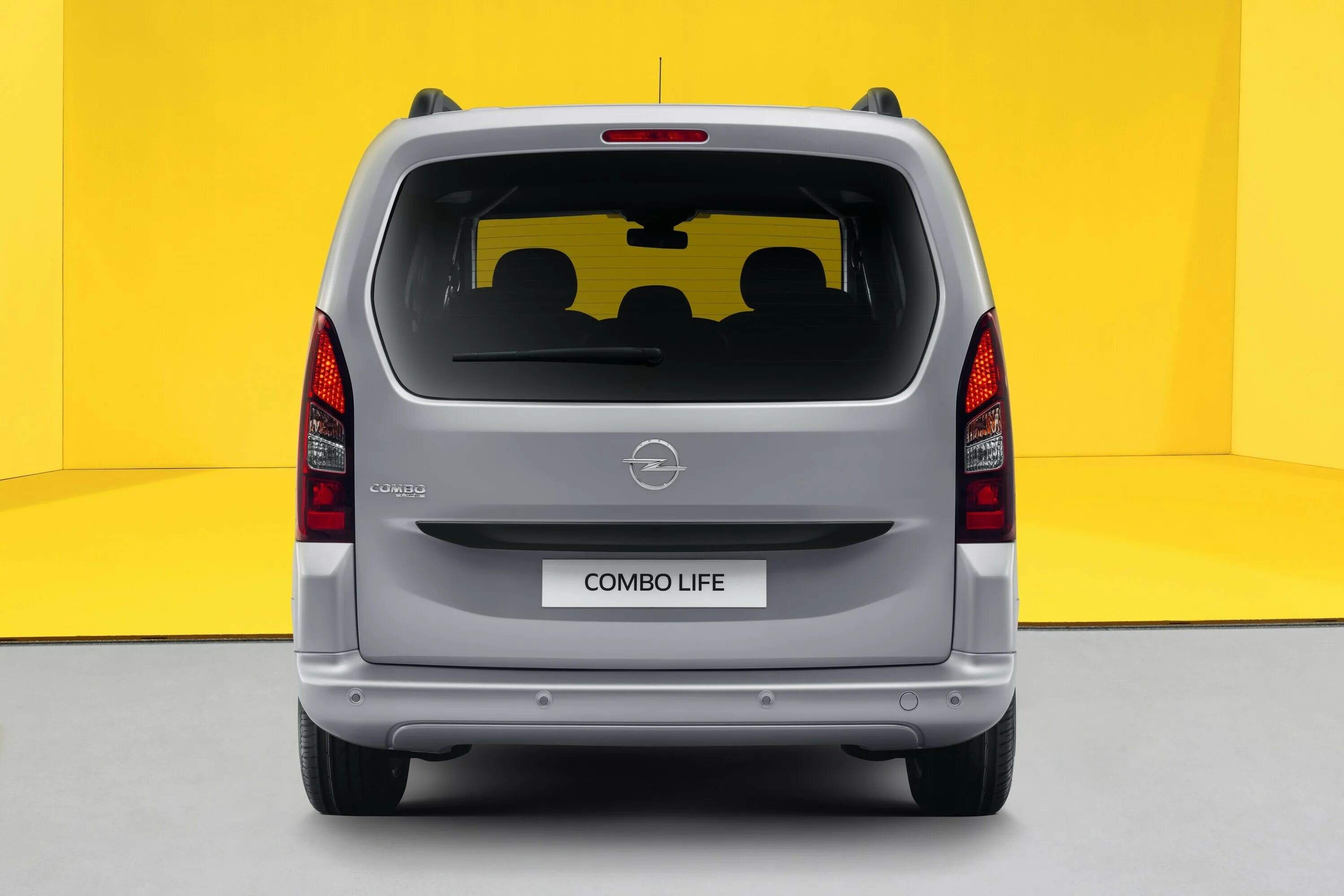 Opel Combo Life. Opel Combo PCMA. Опель комбо лайф 2020. Opel Combo Life 2021 комплектации.
