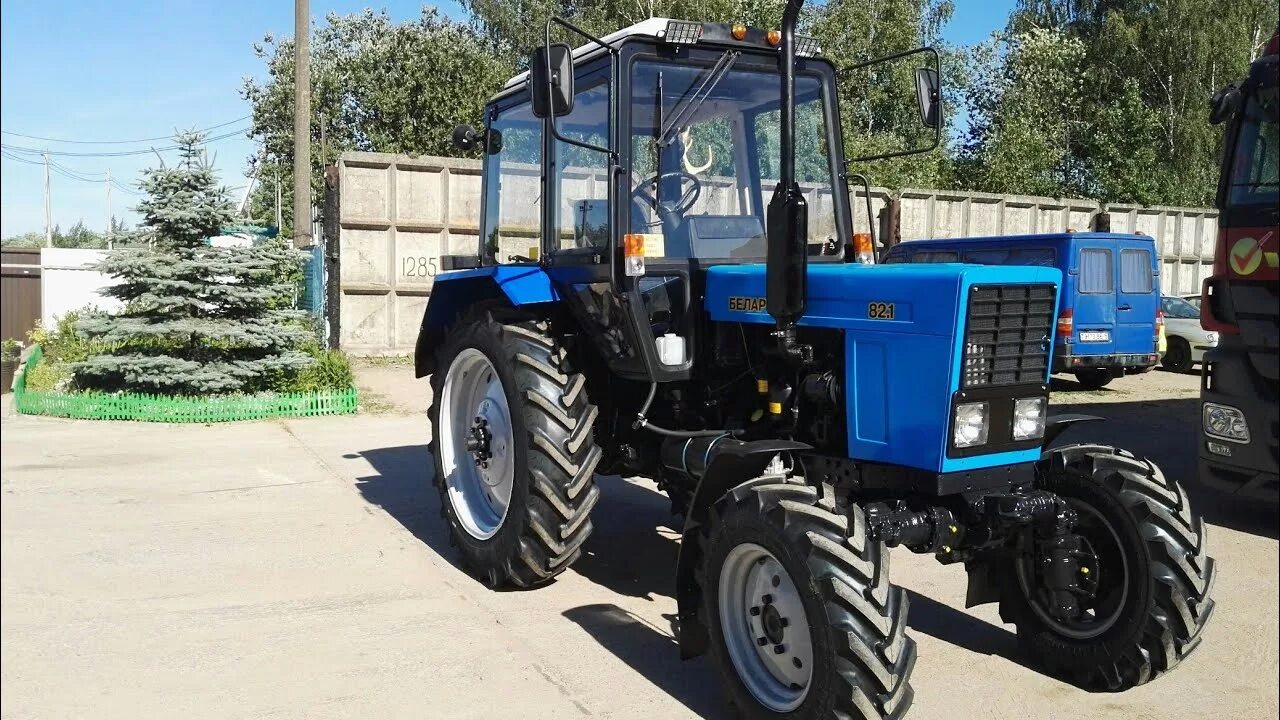 Мтз купить рб. Трактор "Беларус-82.1" (МТЗ) новый. Трактор Беларус МТЗ 82. МТЗ 82.1. Трактор Беларус 82.01.