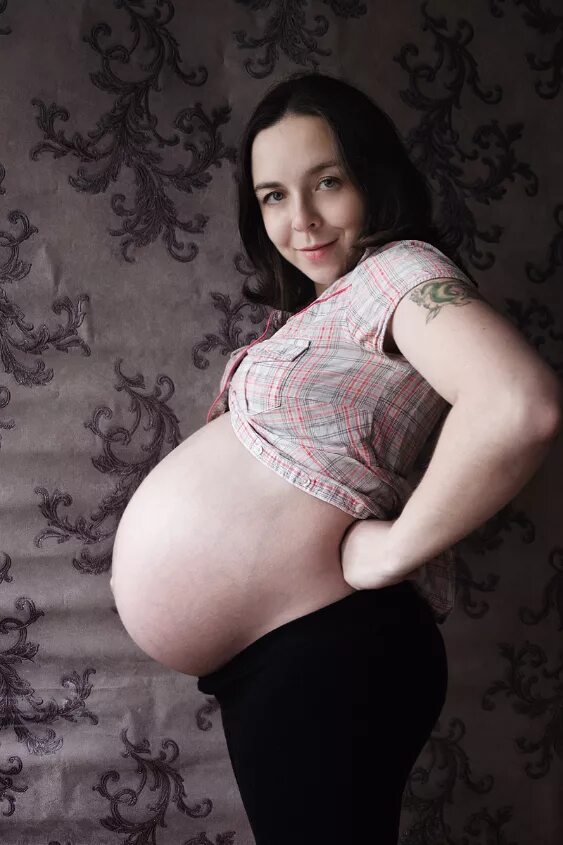 Беременные пузики. 41 Неделя беременности живот. Беременные пузики фото.