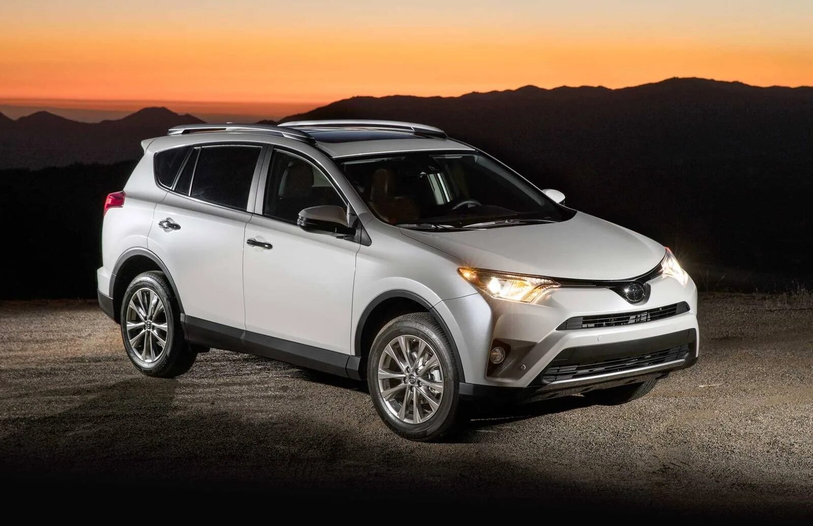 Toyota rav4 2016. Toyota rav4 2017. Toyota rav4 4. Тойота рав 4 2017. Рав е