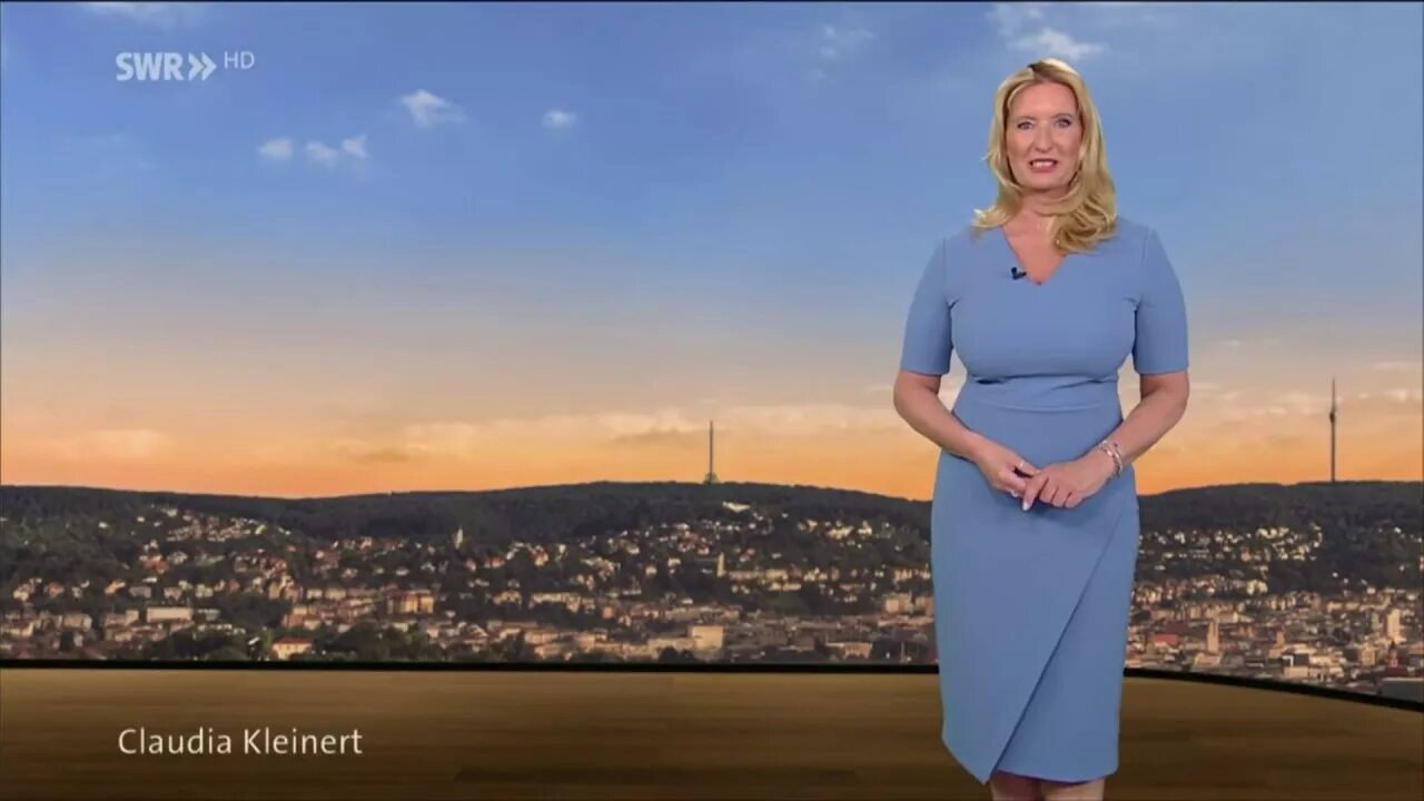 Клаудия грави. Клаудия видео. Клаудия торрес режиссер. Клаудия видео. Клаудиа льоса.