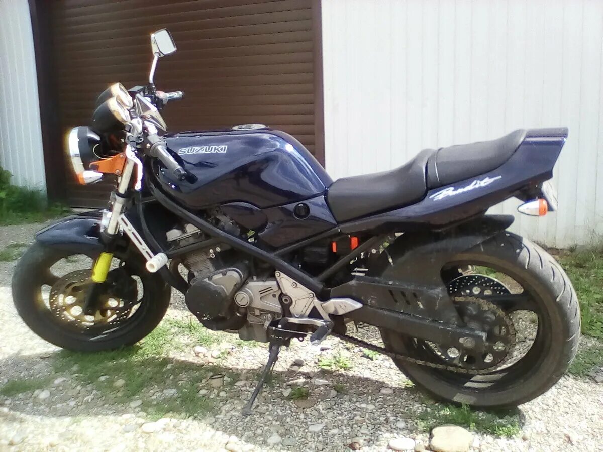 Купить бандит 250. Suzuki Bandit 250 1994. Suzuki Bandit 125. Мотоцикл бандит 125 кубов. Мото бандит 250.