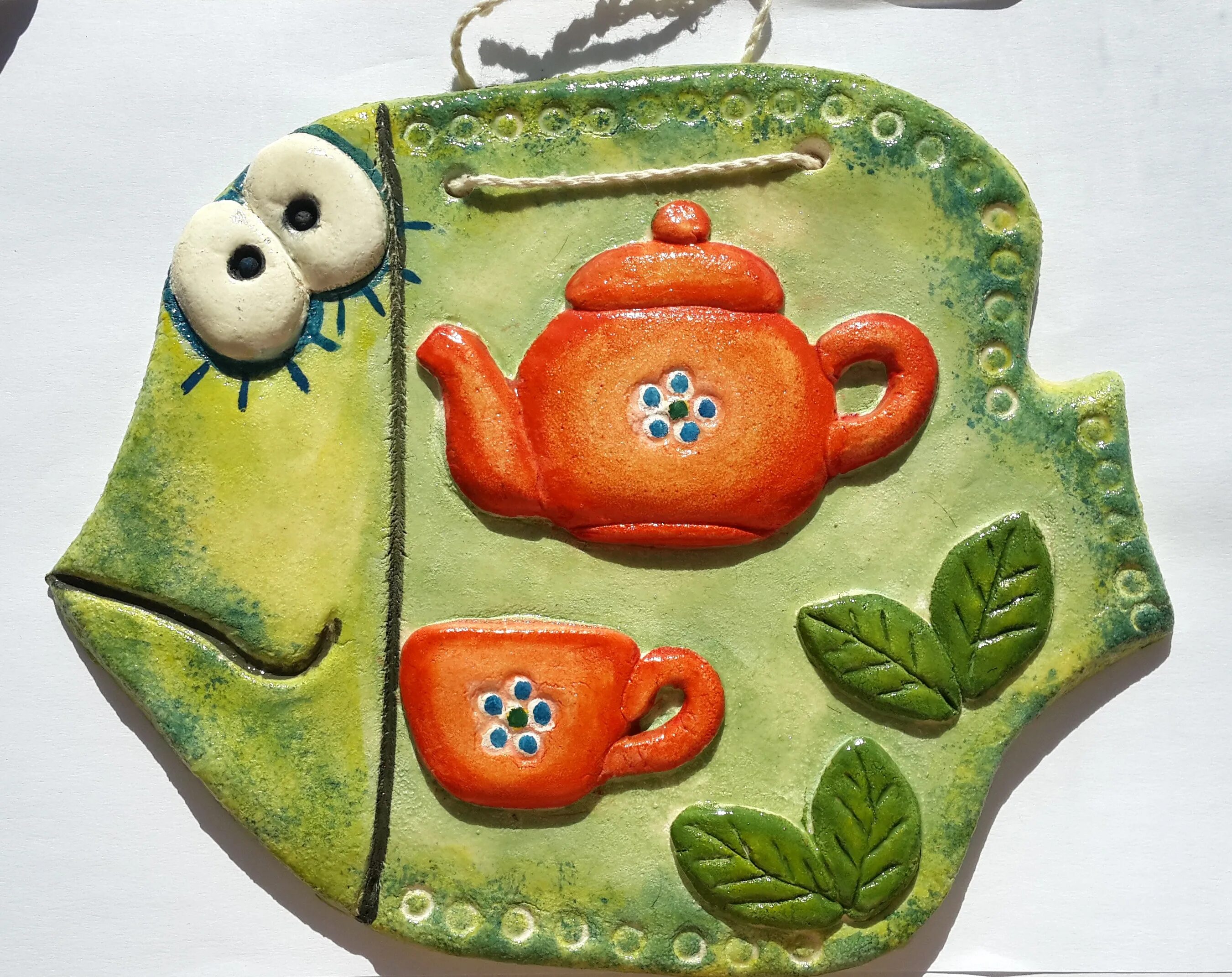 тестопластика рыбка. рисунки соленым тестом. поделки из соленого те та. изделия из теста для лепки для детей. тестопластика для детей.