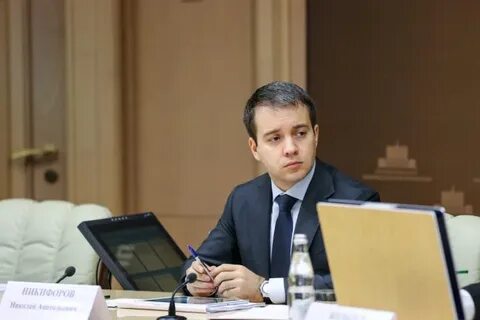 Дата рождения министров связи