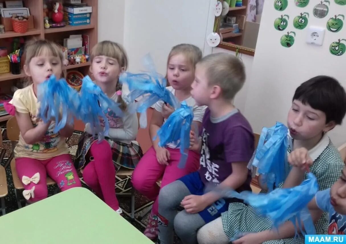 Балансир детский. Фотосессия в садике. Дв детям. Дети в садике. Фото детей в детском саду.