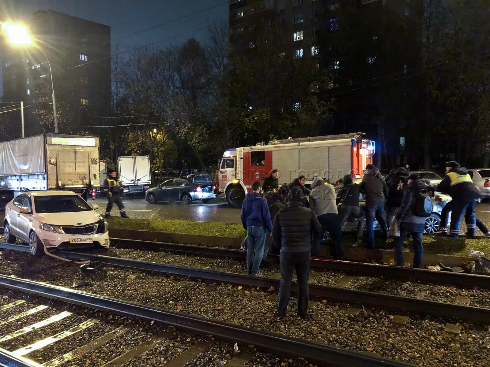 Последние новости о происшествии в москве. Авария на трамвайных путях.