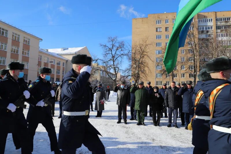 Площадь Маргелова Рязань. Возложение цветов Маргелову в Москве июль 2021. Митинг в Рязани 22 февраля 2023. Мемориал УМВД Чита. Митинг посвященный 23 февраля