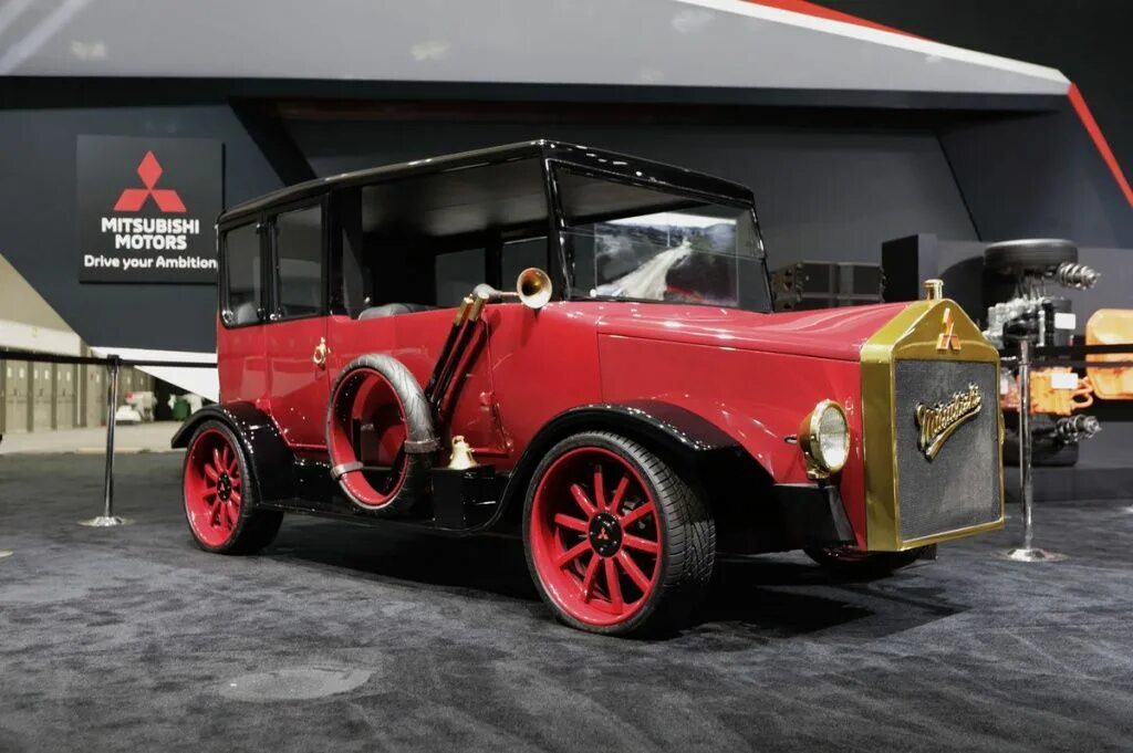 Первая мицубиси. Mitsubishi model a 1917. Mitsubishi 1870. Mitsubishi model t1. Mitsubishi первый грузовик – t1.