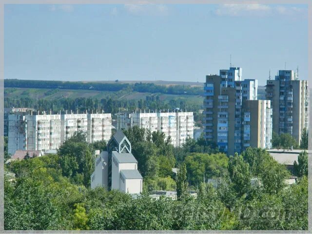 Кишинев с улицами и домами. Молдавия Бельцы. Город Бэлць Молдова. Население города Бельцы Молдова. Бельцы Молдова достопримечательности.