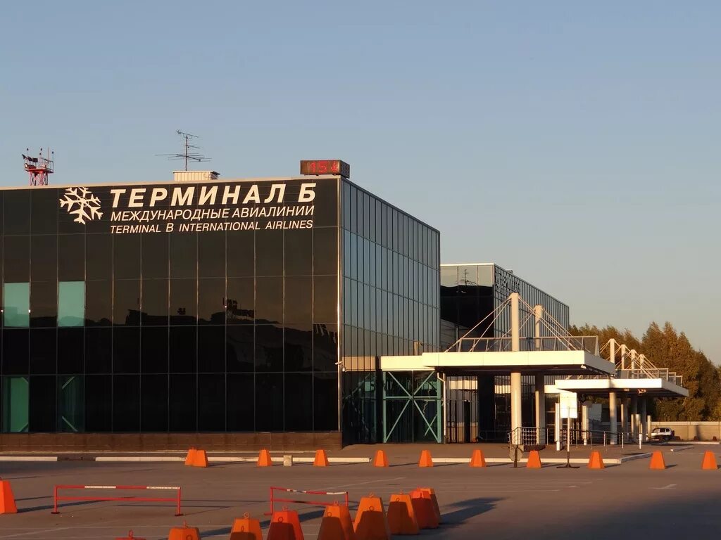 Терминал толмачева. Аэропорт толмачёво новосибирск терминал а и б. Аэропорт толмачево новосибирск терминал а. Аэропорт толмачево новосибирск сектор с. Терминал толмачева.
