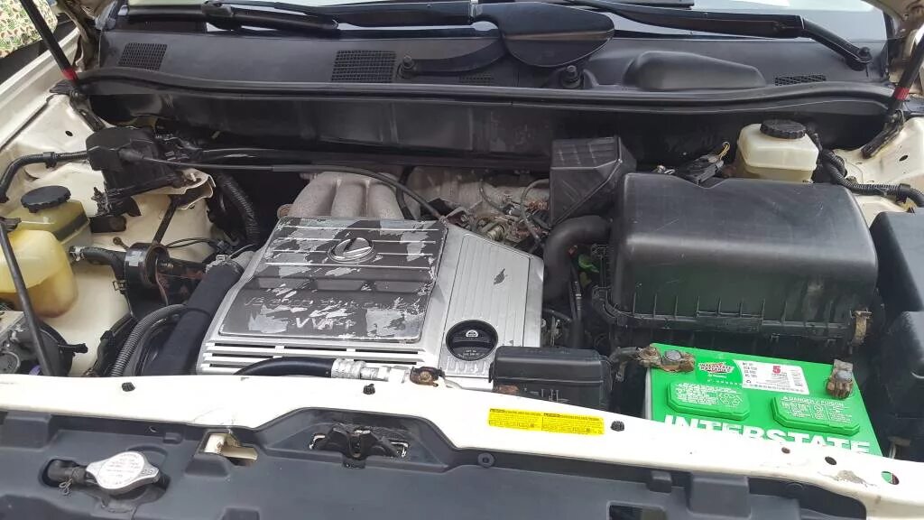 St-lx47-015-0. Шумоизоляция капота lexus rx 450 h. Капот с жабрами калдина 215. Капот лексус gx470 открытый. Лексус 330 под капотом.