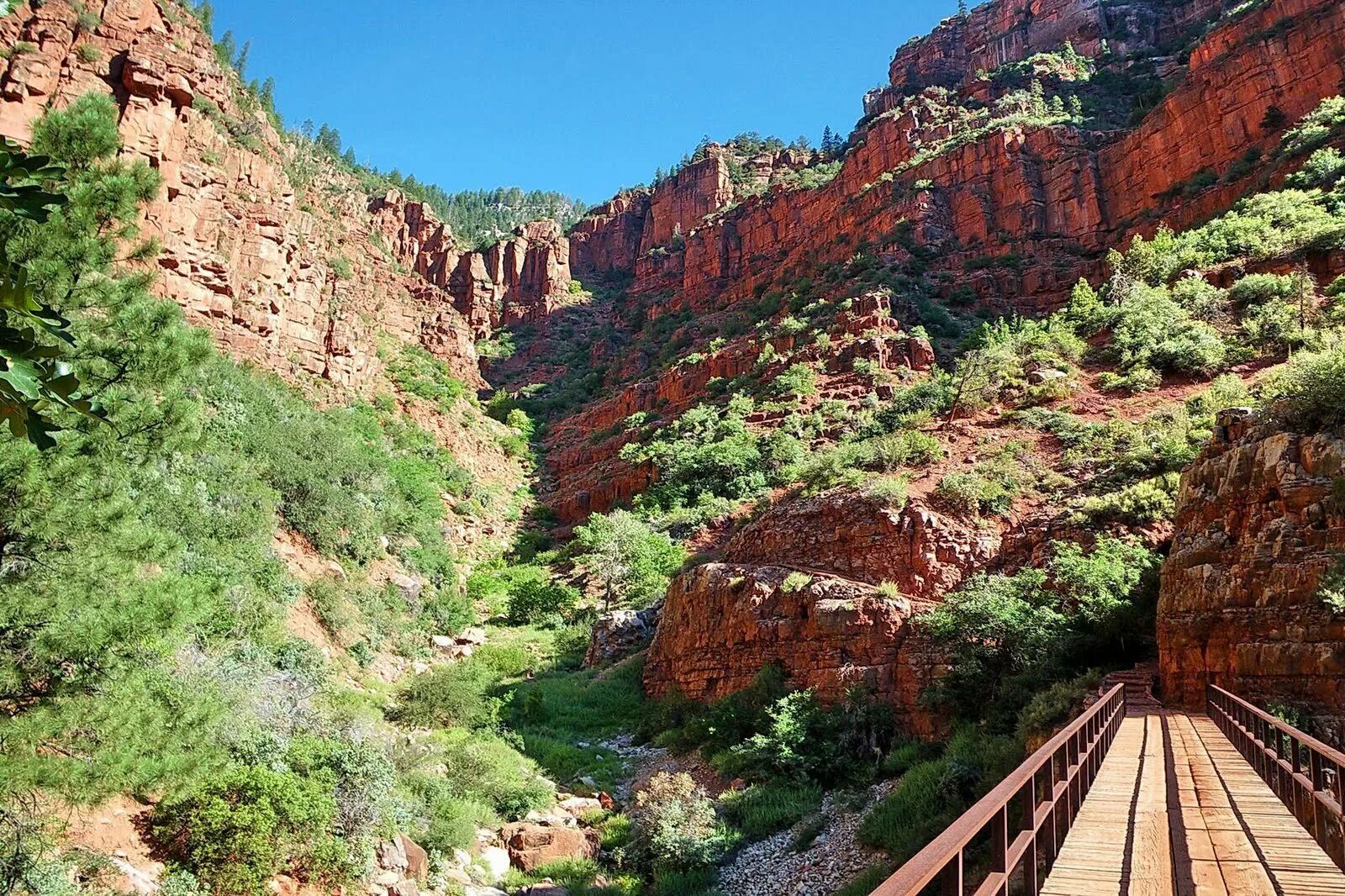 Как называется каньон который команда посетила. Слоистые скалы фото. Национальный парк гранд каньон сша. Гранд каньон и река колорадо. Глен-каньон, сша, штат юта.